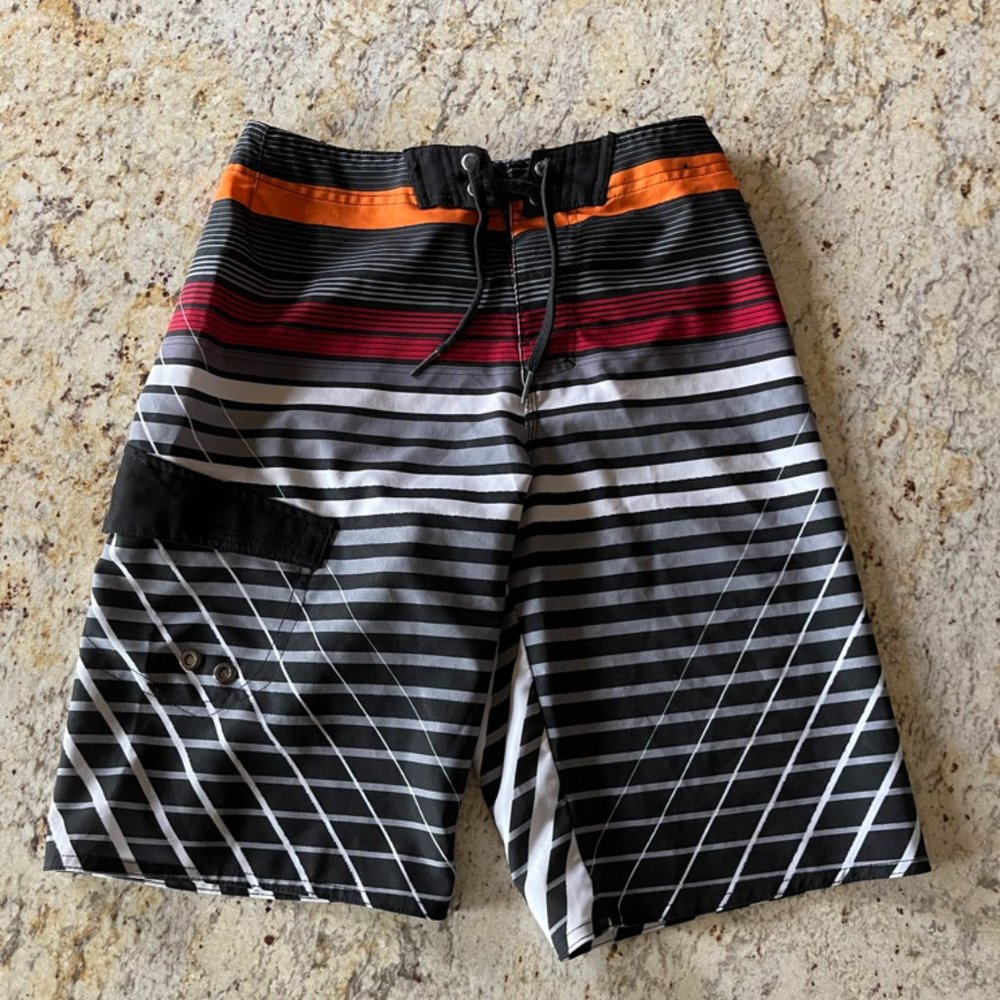 Tony Hawk Boardshorts Black and White with Color Pattern Size 16